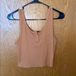 cropped tank top
